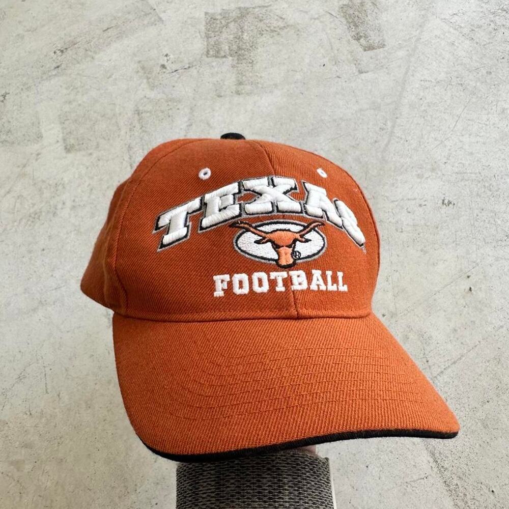 Vintage y2k Texas Longhorns cap with white text and logo